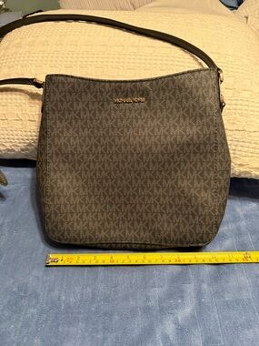 Michael Kors Gray/black Monogram Crossbody Bag with Gold Logo